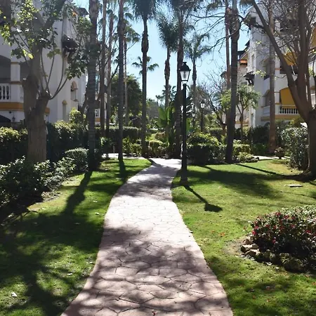 Dama Boutique Apartamento Marbella